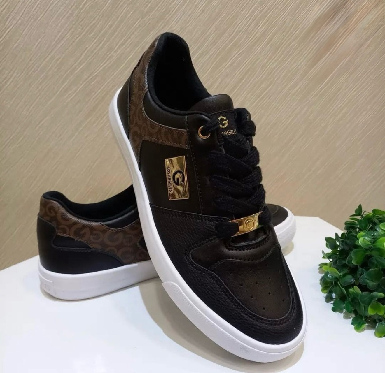 G By Guess Los Angeles Shoes Sneaker Black/Gold/Brown