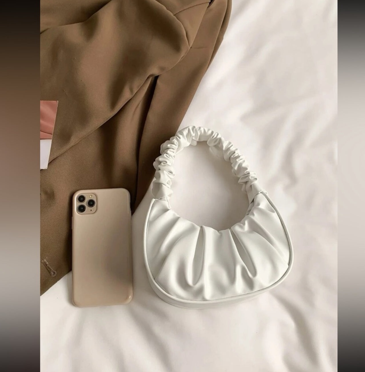 Trendy Scrunch Handle Shoulder mini Bag – Sleek & Stylish