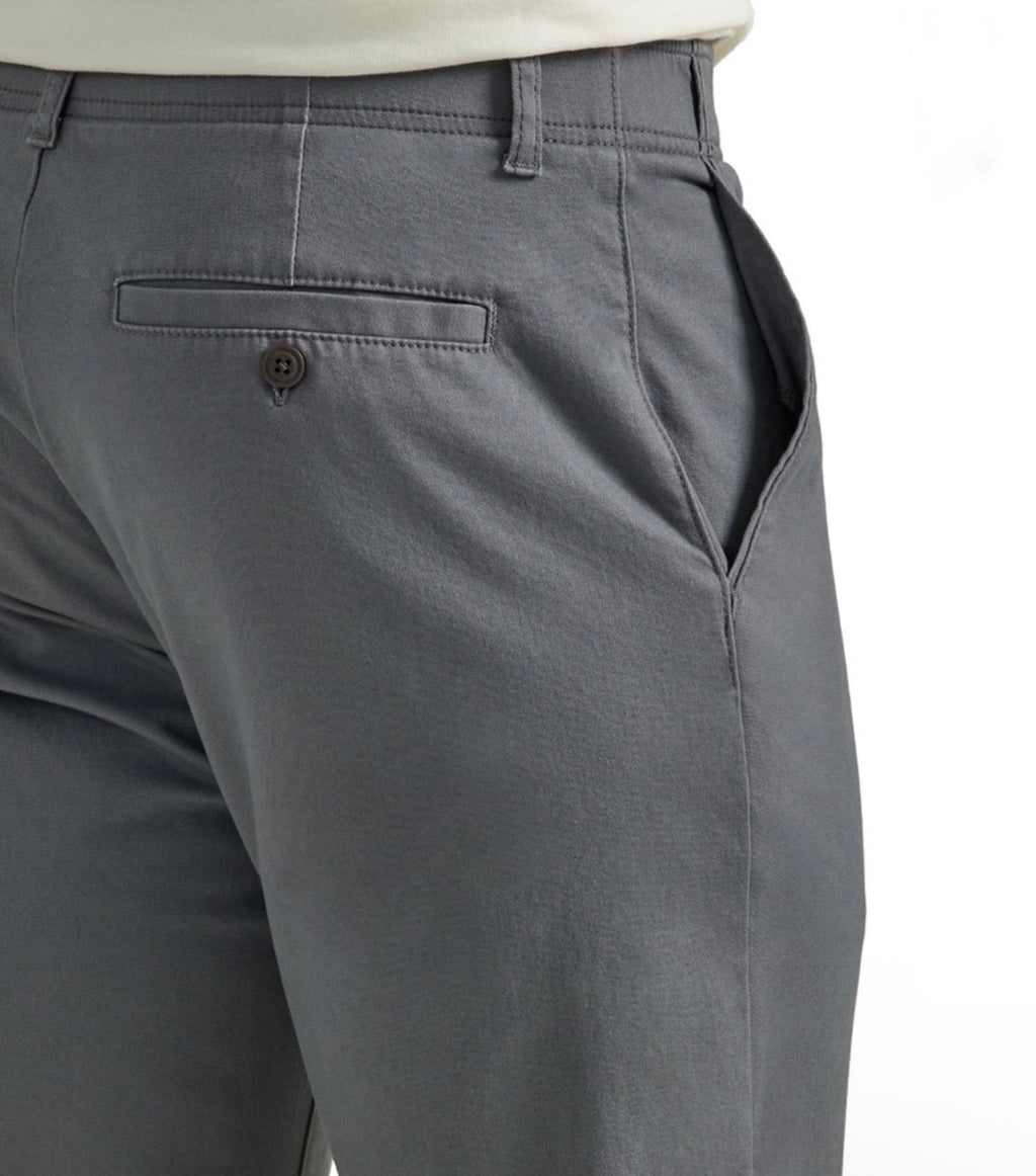 Lee Men's Extreme Motion Straight Leg Pant with Lining